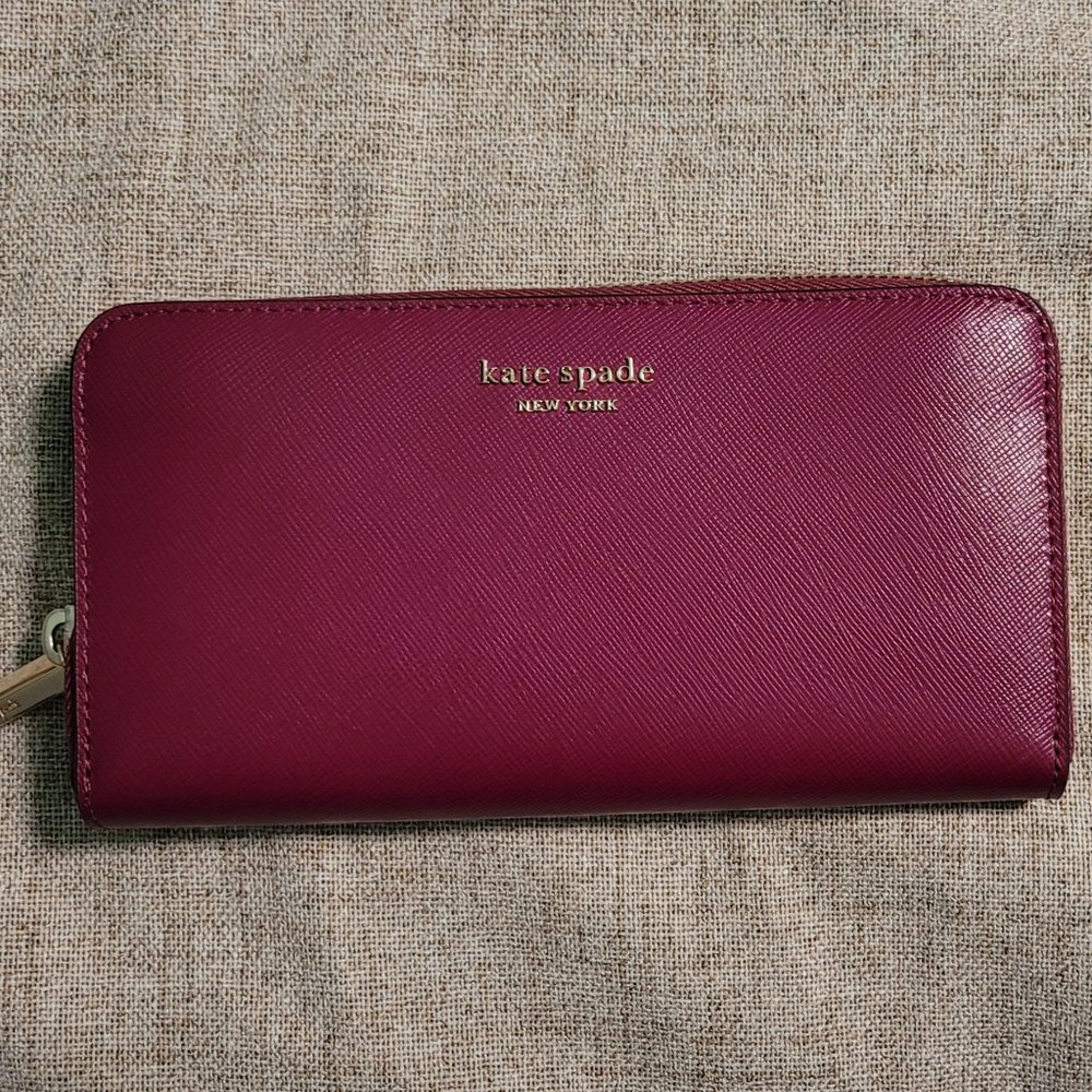 KATE SPADE LEATHER wallet - NEW
